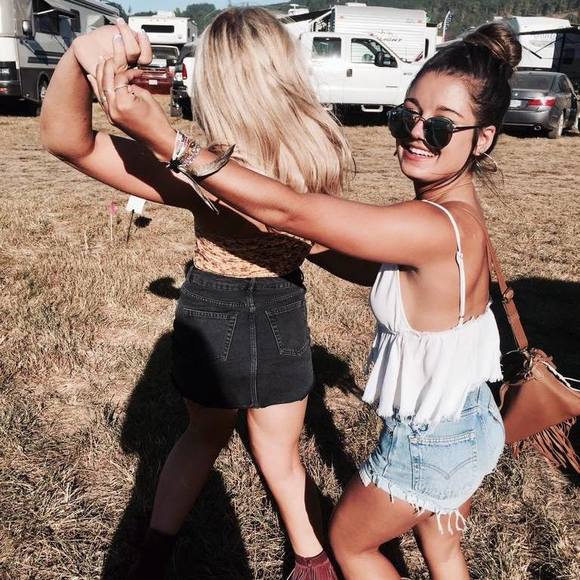 Meet your Posher, Zayna - Picture 1 of 1